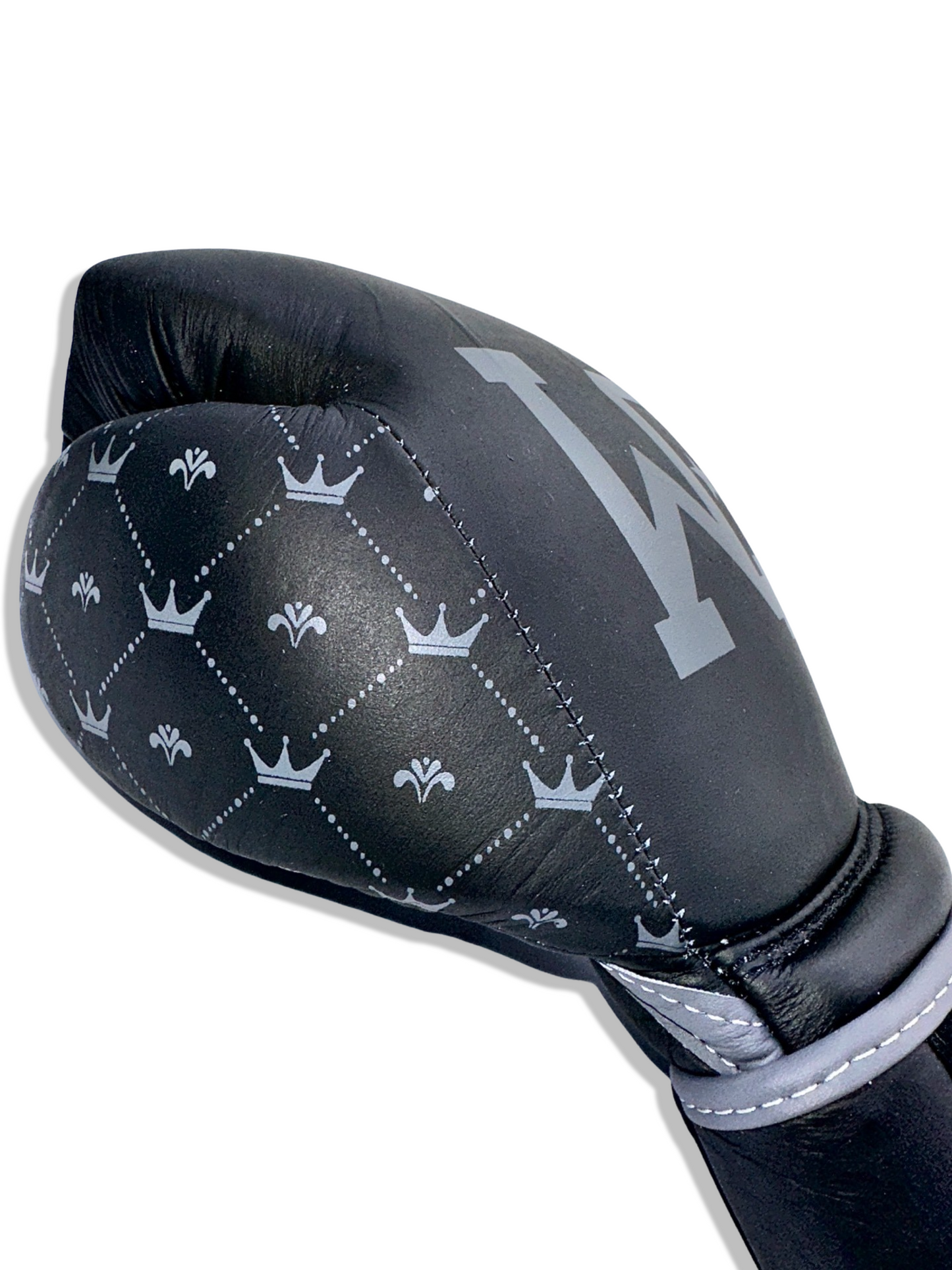 Walking Queens | "CrownStrike" Velcro gloves