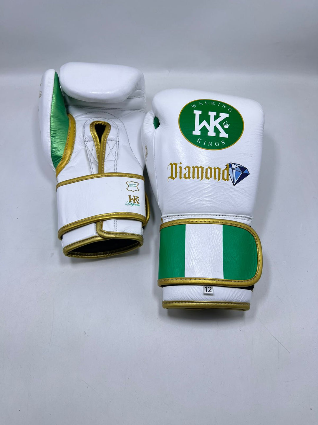 Custom velcro gloves 'NAIJA'
