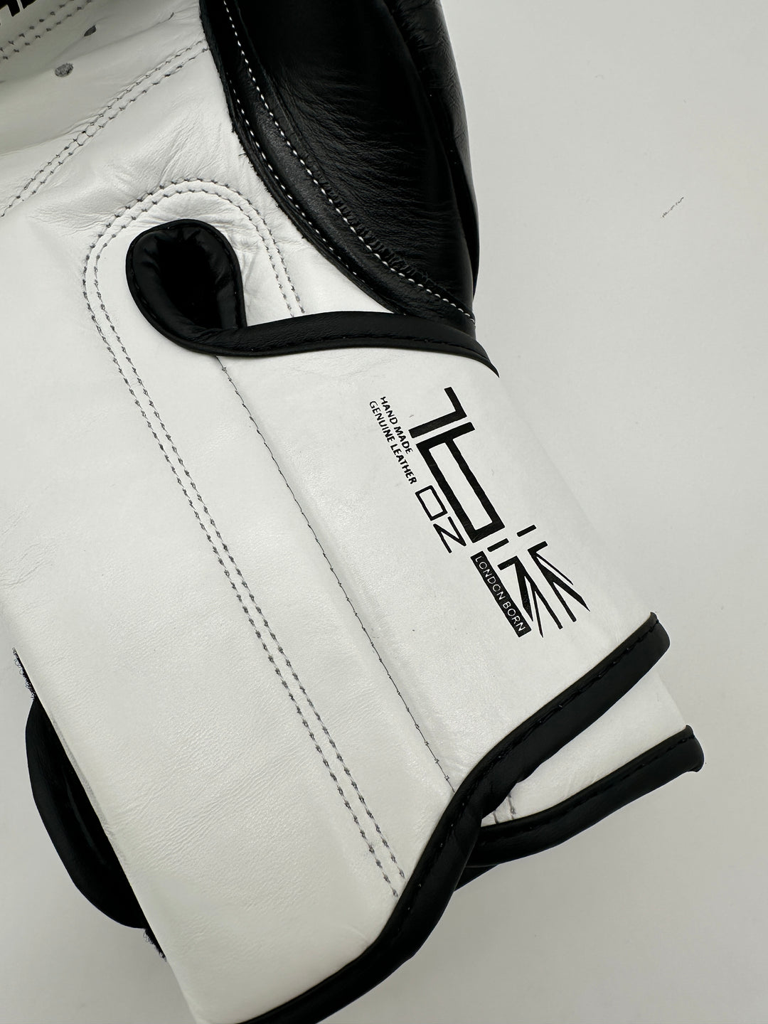 WK - Legacy boxing gloves